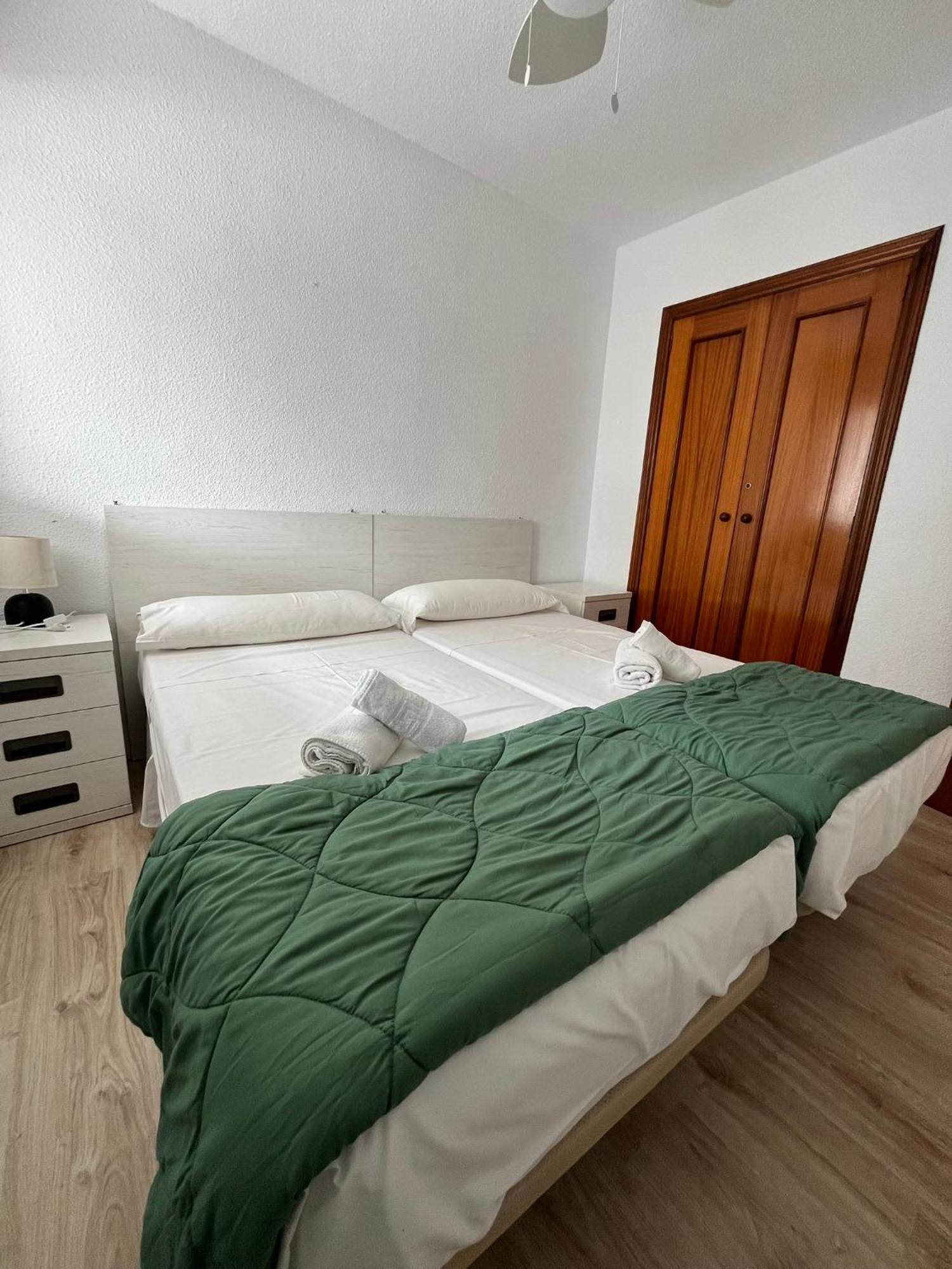 Service Apart Lazaro- Apartamentos Aguamarina 14 卡尔佩 外观 照片