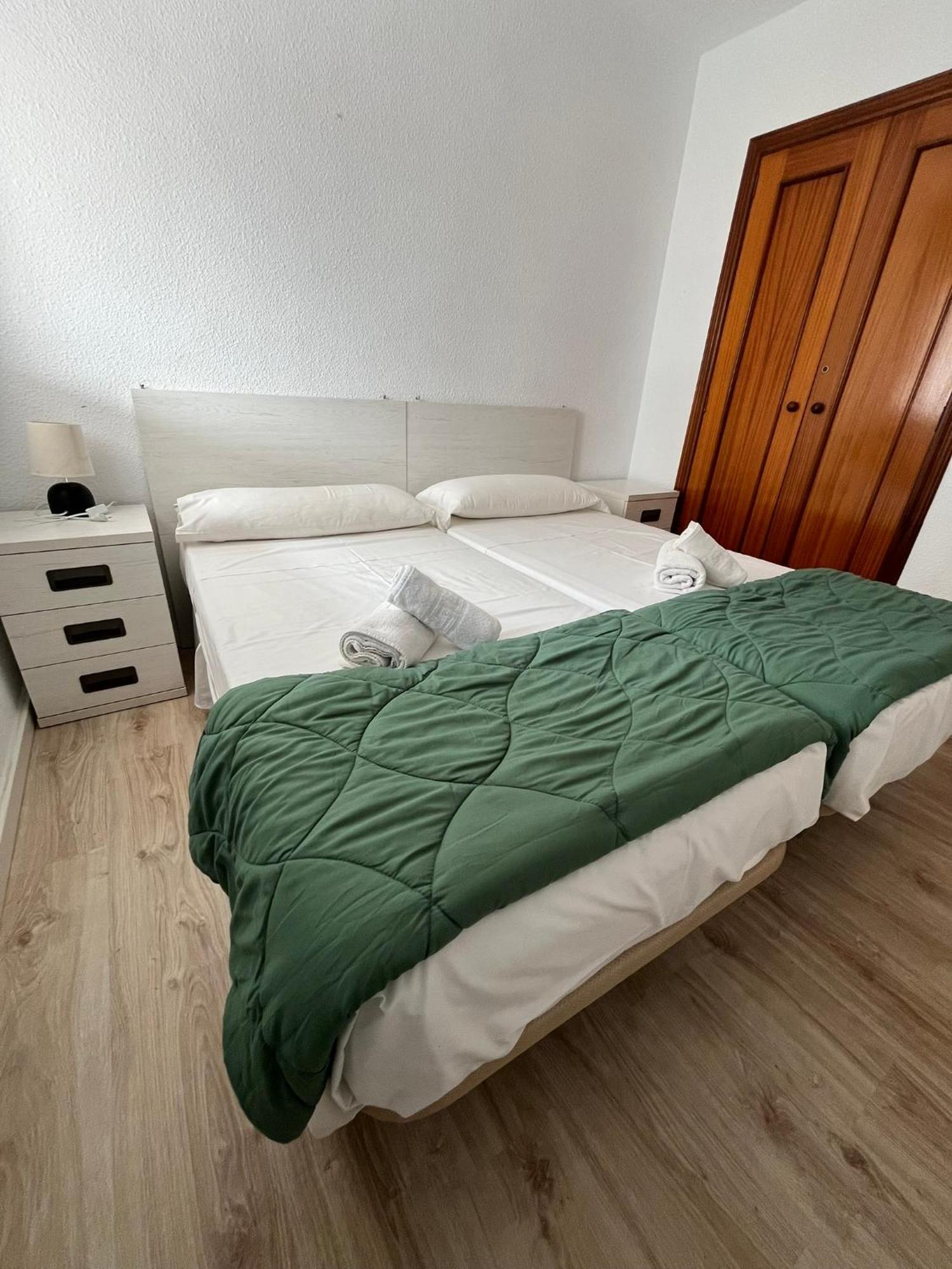 Service Apart Lazaro- Apartamentos Aguamarina 14 卡尔佩 外观 照片