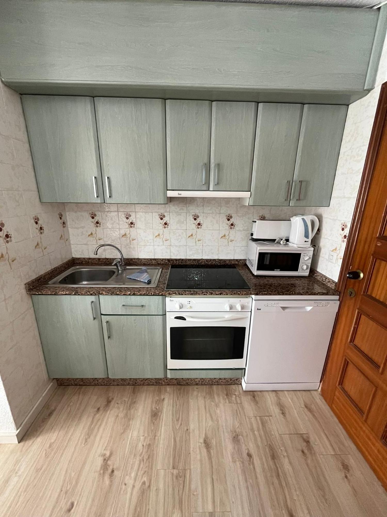 Service Apart Lazaro- Apartamentos Aguamarina 14 卡尔佩 外观 照片