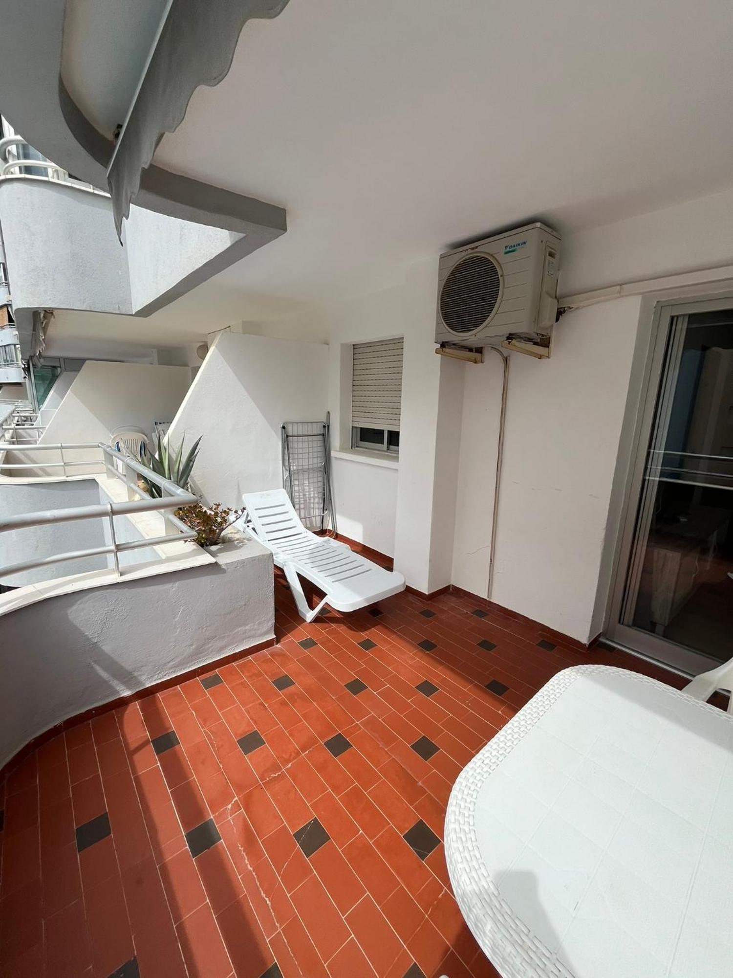 Service Apart Lazaro- Apartamentos Aguamarina 14 卡尔佩 外观 照片